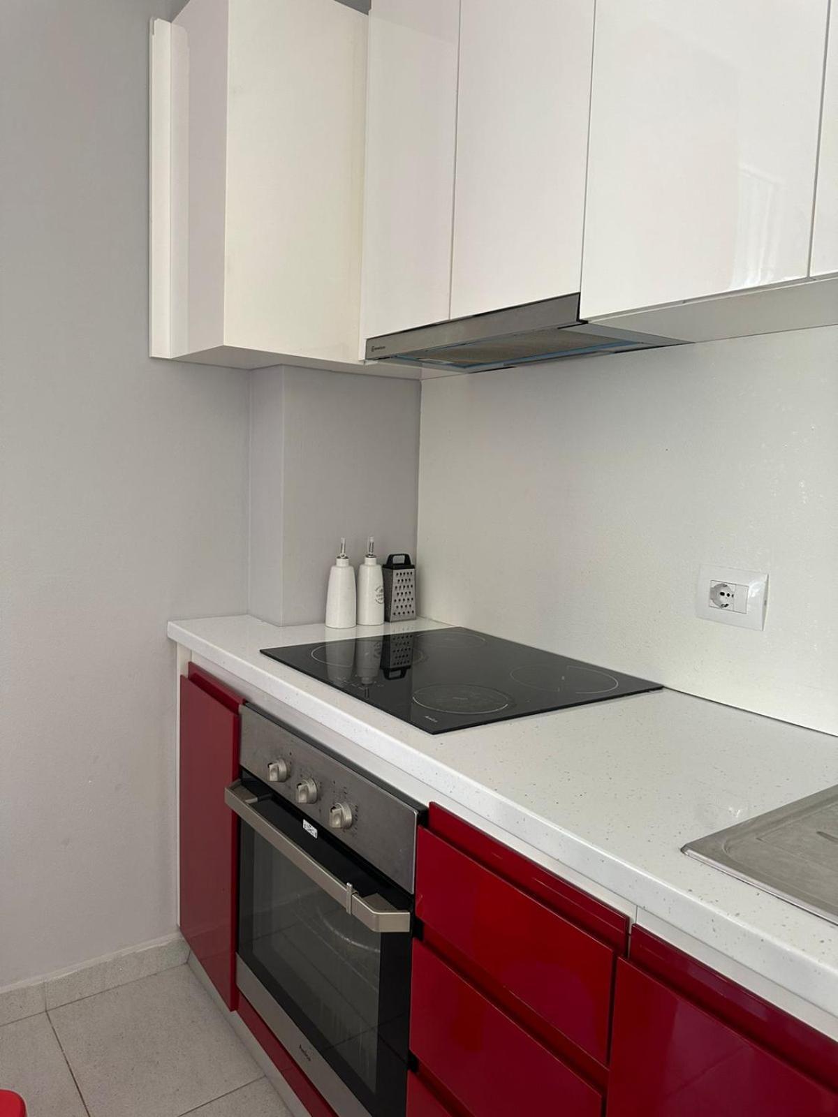 Deluxe Apartments With Balcony Shëngjin Екстериор снимка