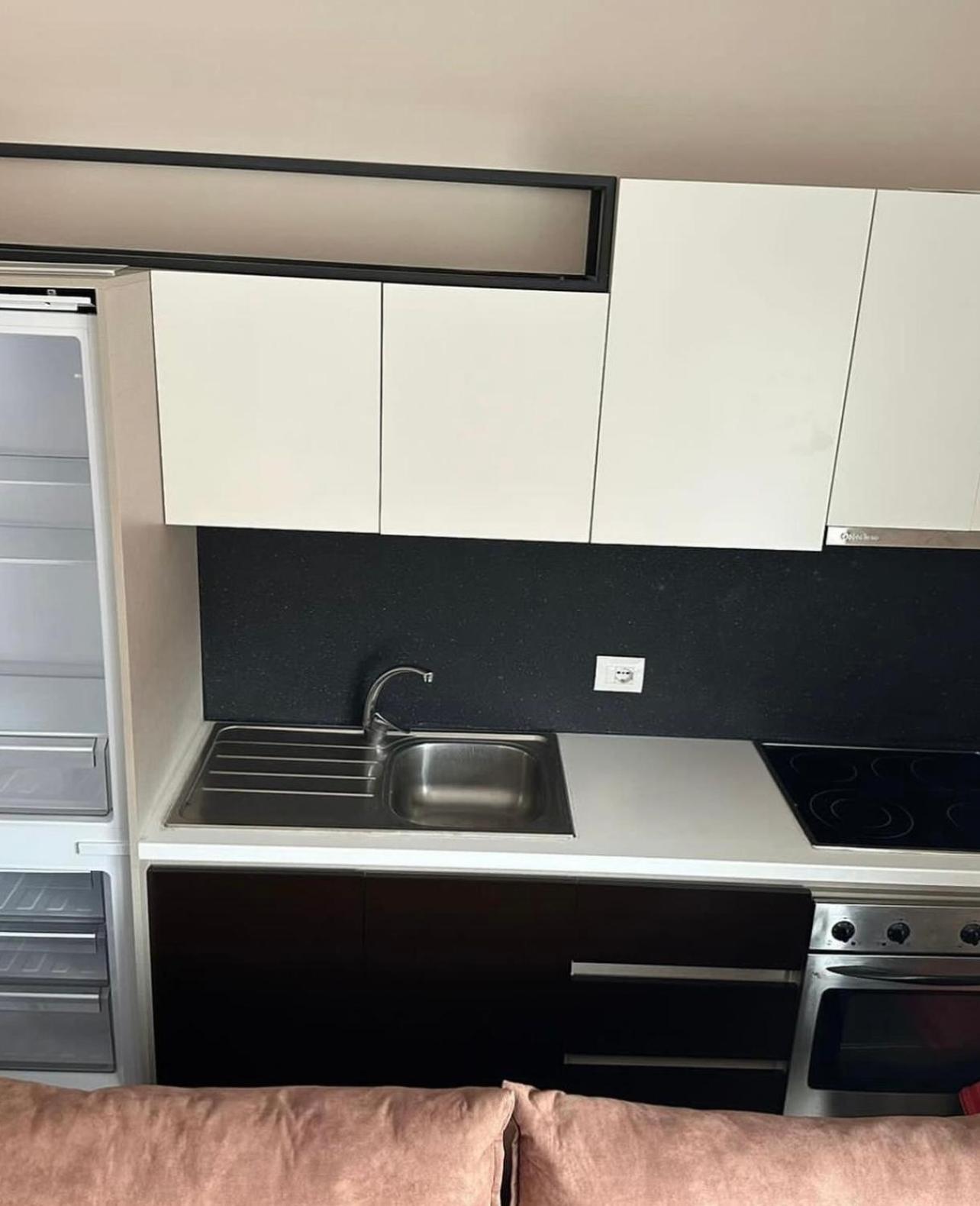 Deluxe Apartments With Balcony Shëngjin Екстериор снимка